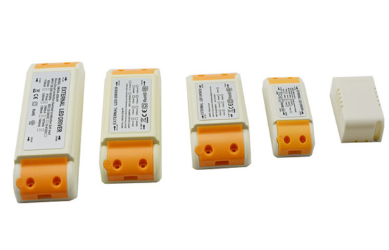 Del LED alimentazione il driver costante 85V - 265V il CA, il CE RoHS della corrente LED da 18 watt