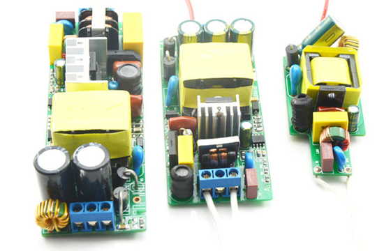 Del LED alimentazione il driver costante 85V - 265V il CA, il CE RoHS della corrente LED da 18 watt