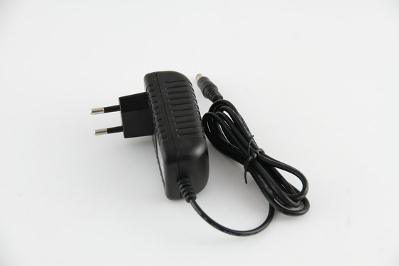 Commutando 24 adattatori 12V 50Hz a basso rumore, protezione di corrente continua di CA di W LED di cortocircuito