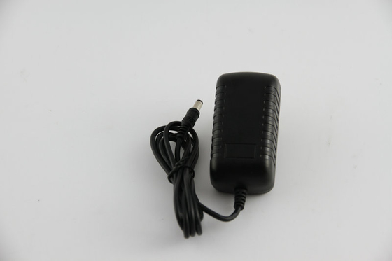 Commutando 24 adattatori 12V 50Hz a basso rumore, protezione di corrente continua di CA di W LED di cortocircuito