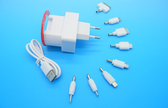 caricatore universale di viaggio di 5V 2000mA USB per gli Smartphones/compressa/IPhone