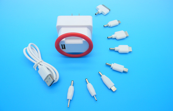 CE universale del caricatore 5V 10W di viaggio della classe B USB della parte 15 del FCC per gli Smartphones