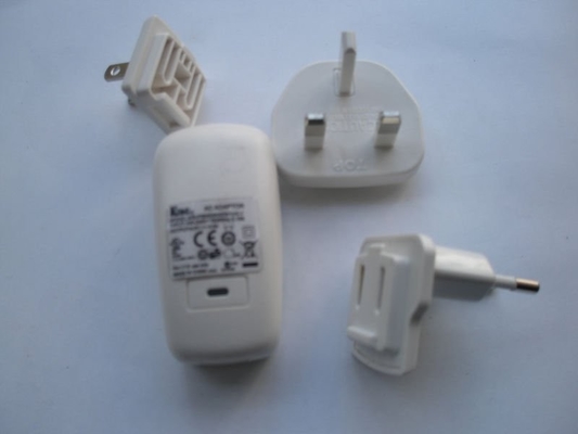 5V - 5.5V CC, 100V - 250V adattatore universale di potere di CA 60Hz LED USB