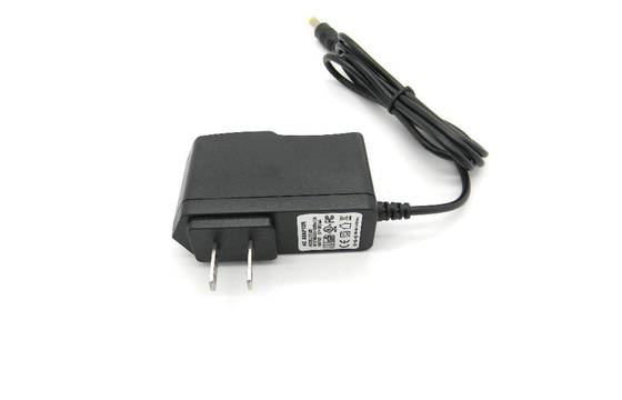 CC 5V 2.0A per ADSL, cortocircuito della spina 10W degli Stati Uniti dell'adattatore di potere del supporto della parete di AC/DC