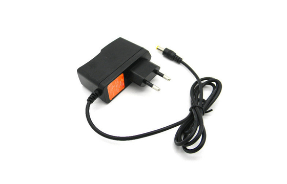 CA all'adattatore 9V 1A sopra tensione per il router, 100-240Vac di potere del supporto della parete di CC