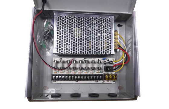 Manica della scatola 9 dell'alimentazione elettrica del CCTV di 12V 5Amps, alimentazione elettrica della macchina fotografica del CCTV