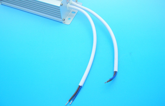 60w il condensatore elettrolitico di alluminio IP68 impermeabilizza il driver costante della corrente LED dell'alimentazione elettrica