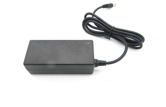 Sopra CA di tensione alla spina BRITANNICA del desktop 36W 12V dell'adattatore di corrente continua Per il LCD TV