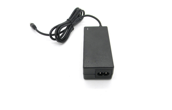 Sopra CA di tensione alla spina BRITANNICA del desktop 36W 12V dell'adattatore di corrente continua Per il LCD TV