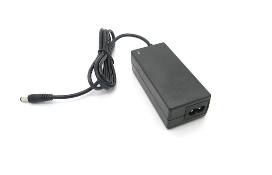 Sopra CA di tensione alla spina BRITANNICA del desktop 36W 12V dell'adattatore di corrente continua Per il LCD TV
