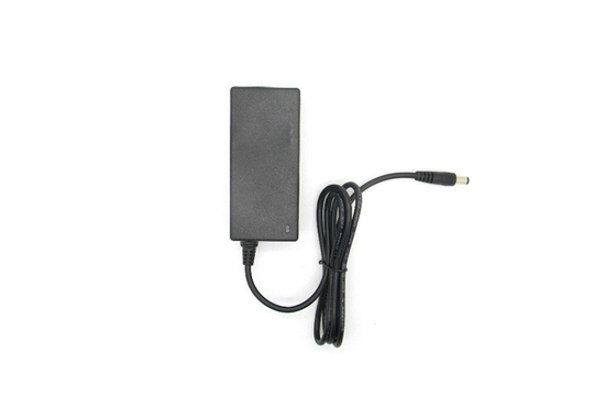 Sopra CA di tensione alla spina BRITANNICA del desktop 36W 12V dell'adattatore di corrente continua Per il LCD TV