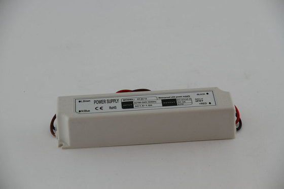CA costante impermeabile del driver 120V di tensione LED di IP67 60W, custodia in plastica isolata