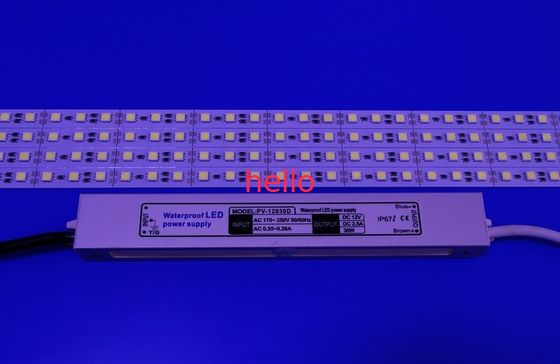 La tensione costante di CC 12v di Rohs ha condotto il driver 30w per la striscia principale, luce della rondella della parete