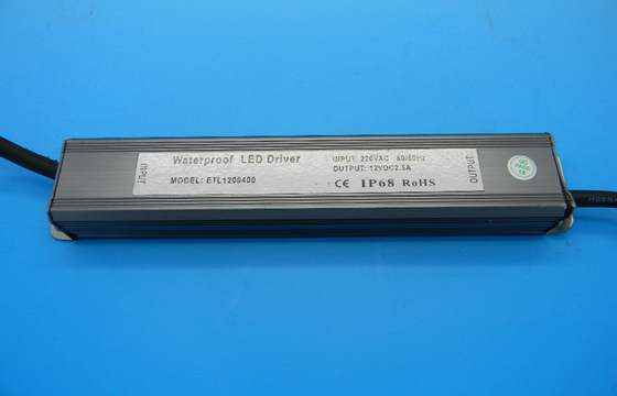 Il FCC impermeabile del driver dell'alimentazione elettrica di Transformator 30W12V LED parte 15B IP68 con CE RoHS