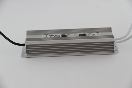 1500mA 100W IP68 impermeabilizzano il CA del driver del LED 220 volt, l'alimentazione elettrica dell'esposizione di LED 24V