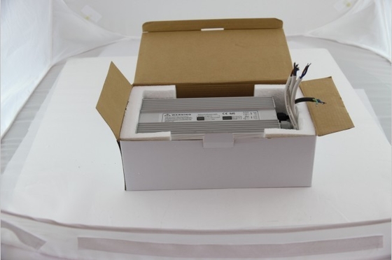 24V driver impermeabile accurato 200W 8300mA, driver di CC LED della luce di EPA3050B contabilità elettromagnetica LED