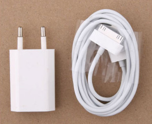 L'UE tappa l'accessorio di carico del telefono cellulare del cavo di dati di USB del caricatore di CA per iPod/iPhone 4/4s