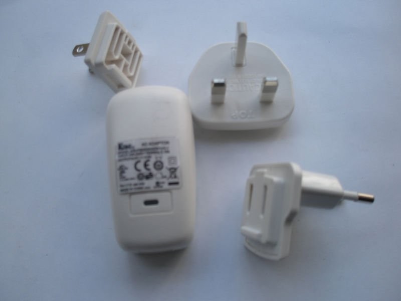 3 - 8 pin 5 v - 5.5 v DC, 100V - 250V AC Ktec 60 Hz LED Universal USB Power Adapter